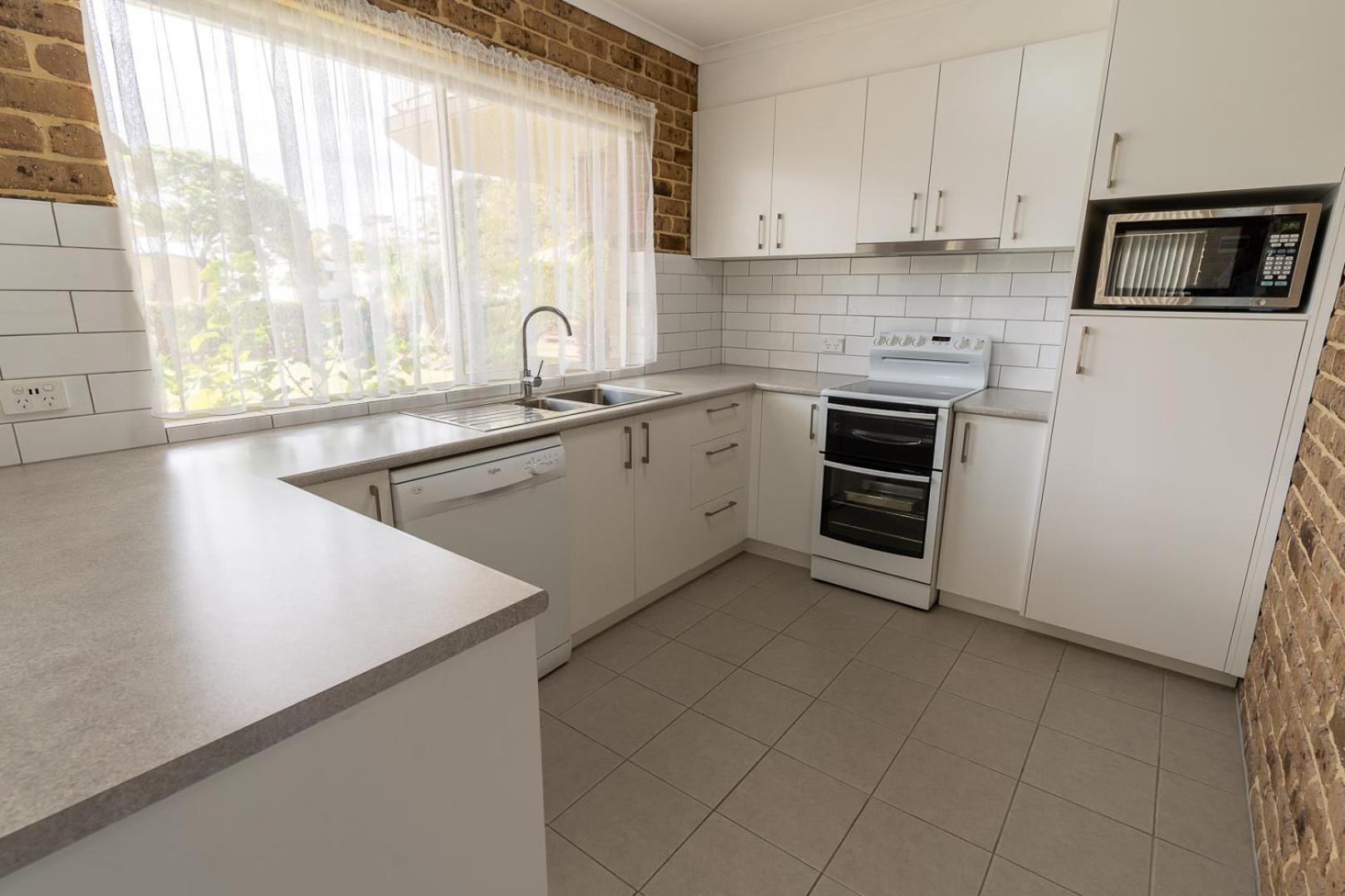 Beachfront Apartments Merimbula Kültér fotó
