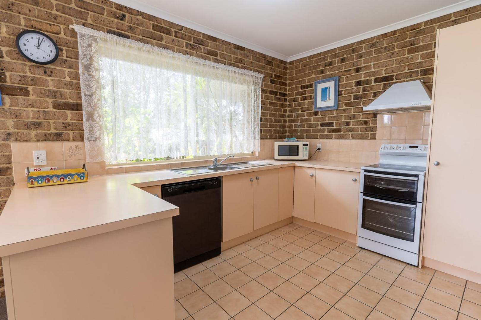 Beachfront Apartments Merimbula Kültér fotó